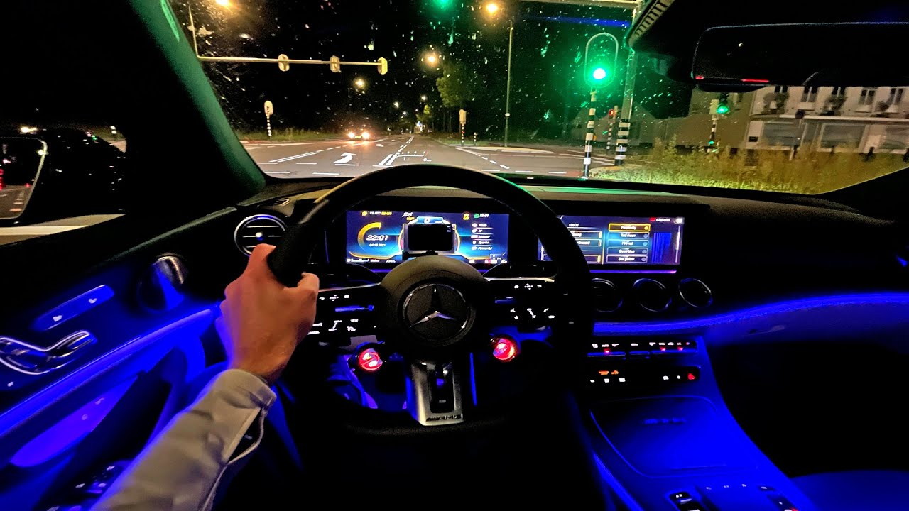 Jump Inside the 2022 Mercedes-AMG E 63 S for a POV Night Drive Sprinkled  With V8 Noise - autoevolution