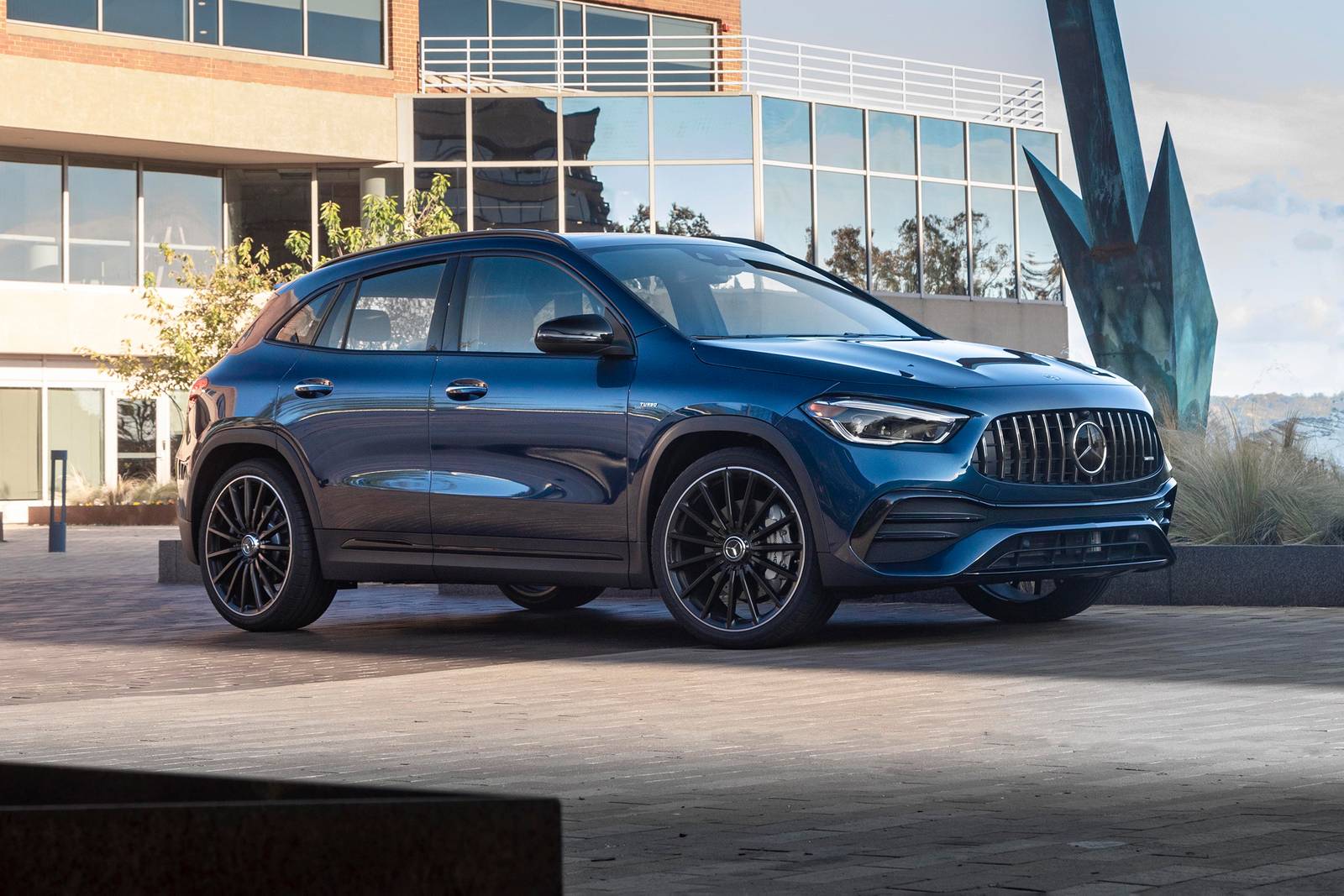 2022 Mercedes-Benz GLA-Class AMG GLA 35 Prices, Reviews, and Pictures |  Edmunds