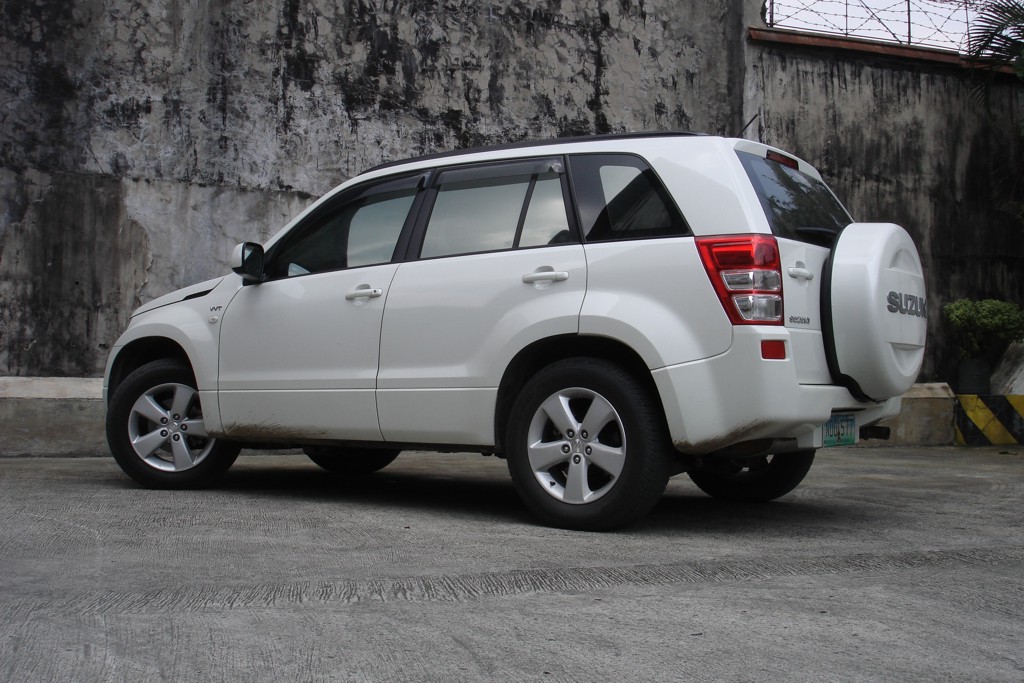 Review: 2011 Suzuki Grand Vitara 4x2 | CarGuide.PH | Philippine Car News,  Car Reviews, Car Prices