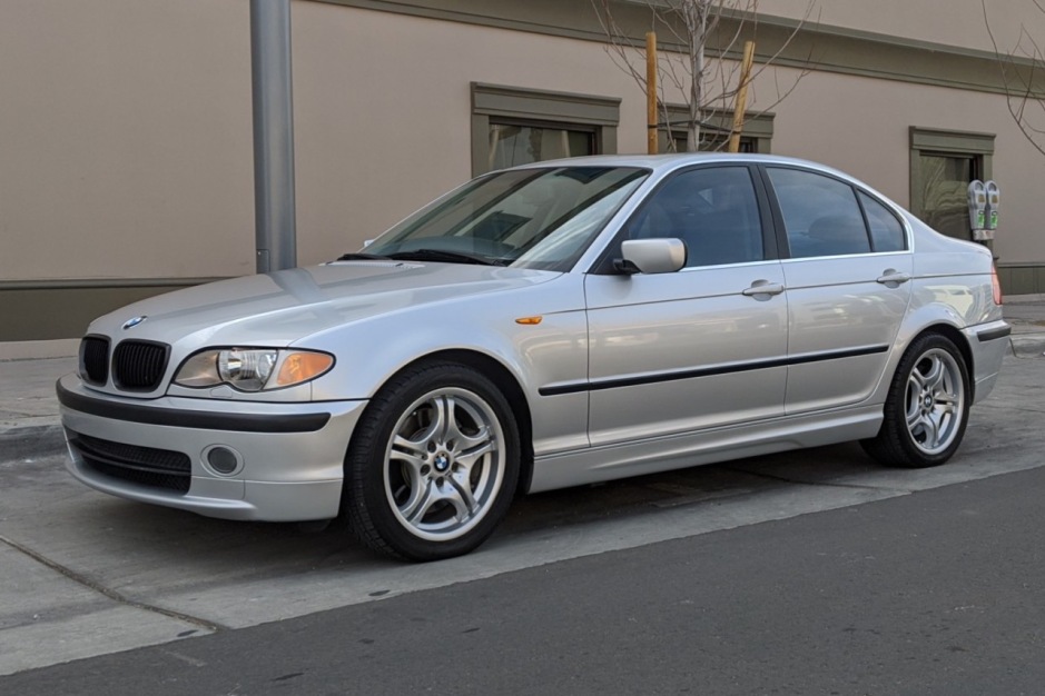 No Reserve: 2002 BMW 330i 5-Speed for sale on BaT Auctions - sold for  $6,100 on March 17, 2020 (Lot #29,131) | Bring a Trailer