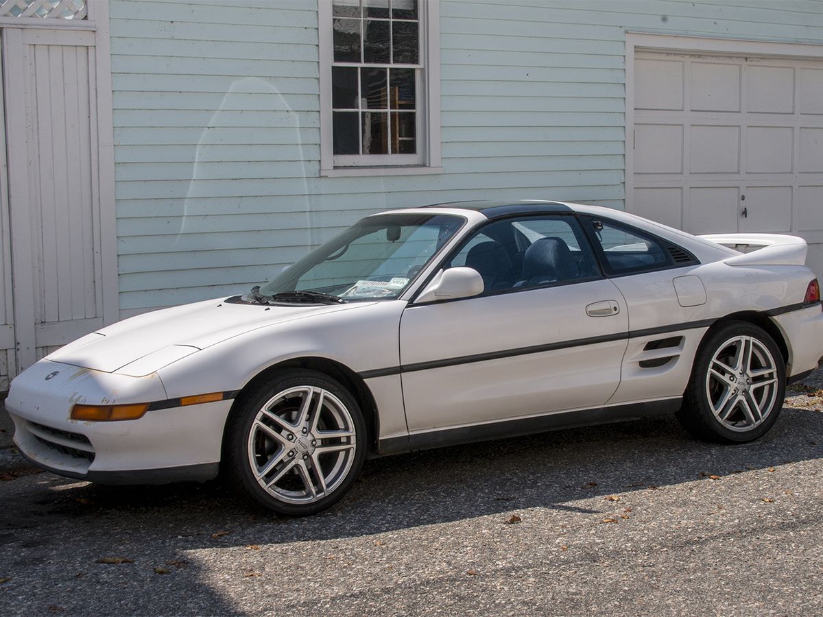Here's a Street-Spotted, Second Generation Toyota MR2