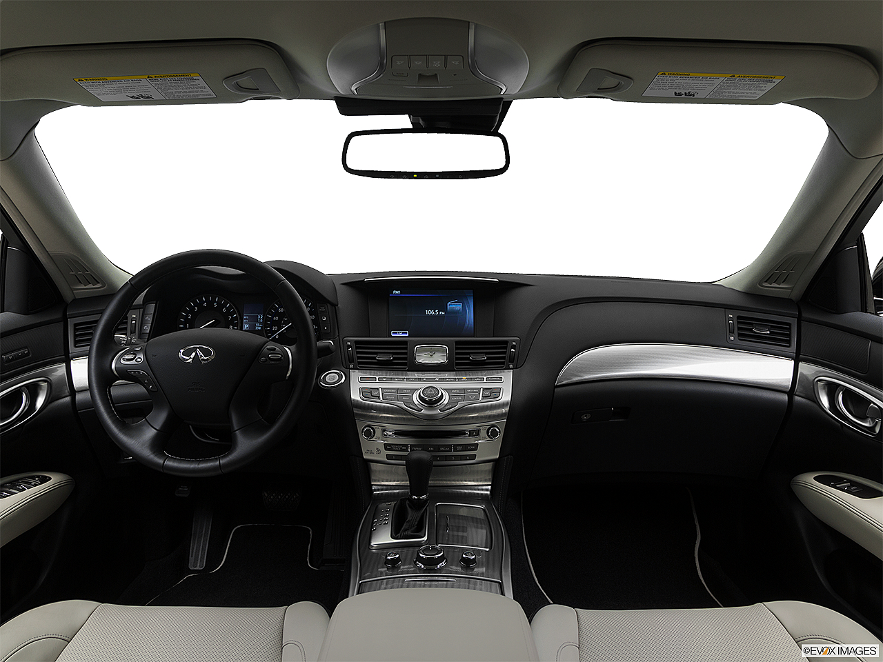 2017 INFINITI Q70L AWD 5.6 4dr Sedan - Research - GrooveCar