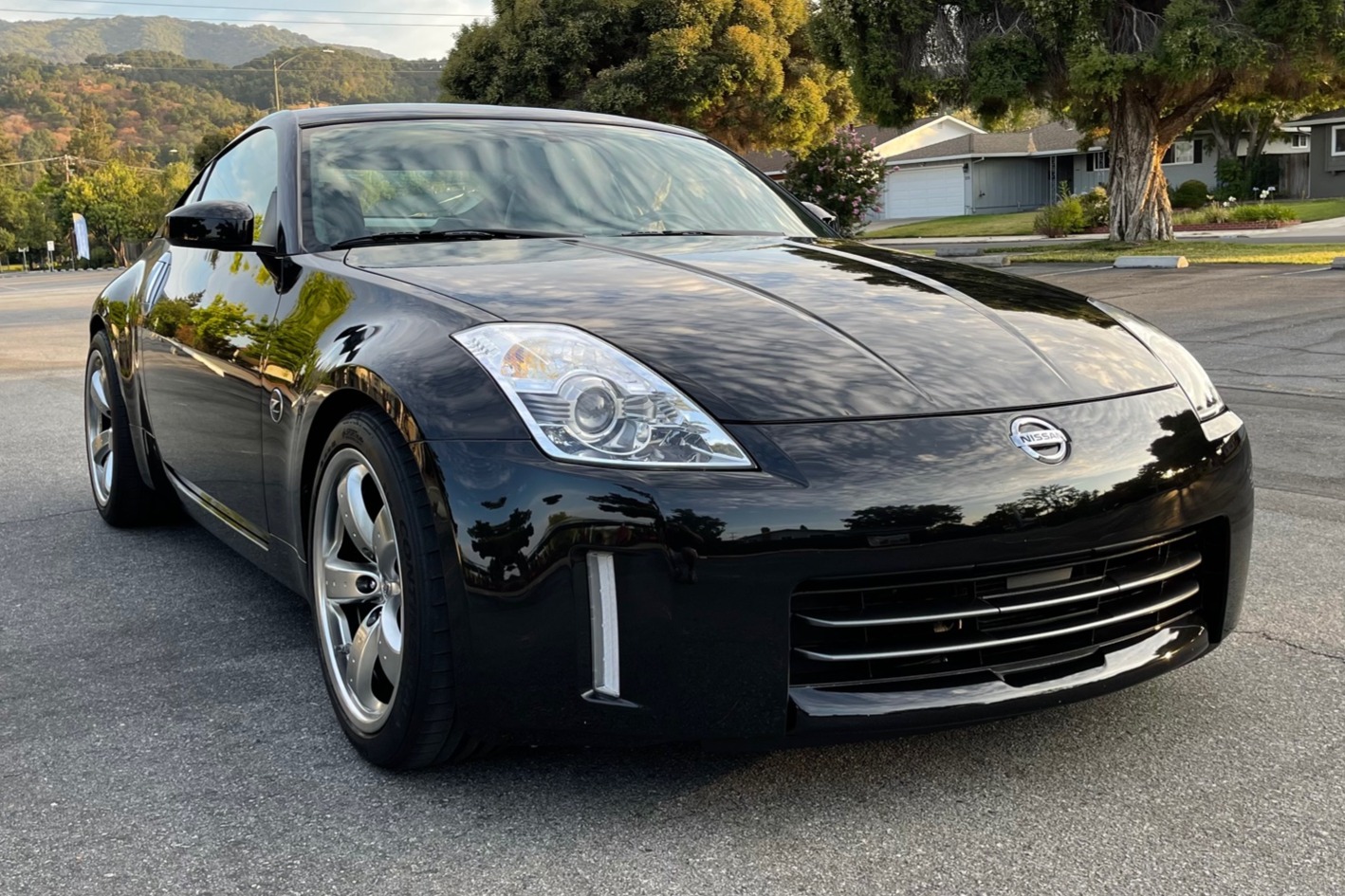 35k-Mile 2006 Nissan 350Z Grand Touring 6-Speed for sale on BaT Auctions -  sold for $17,000 on September 9, 2021 (Lot #54,866) | Bring a Trailer