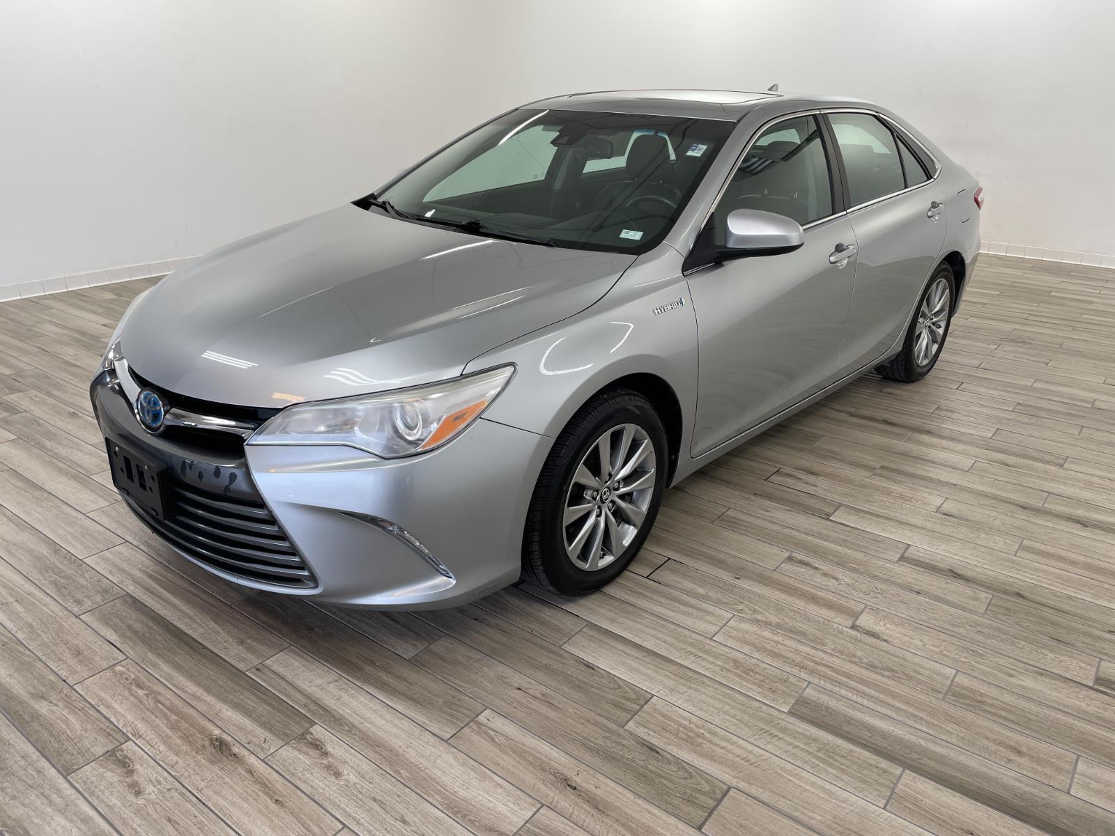 Pre-Owned 2017 Toyota Camry Hybrid XLE Sedan in O'Fallon #Z2066X | Travers  Automotive Group