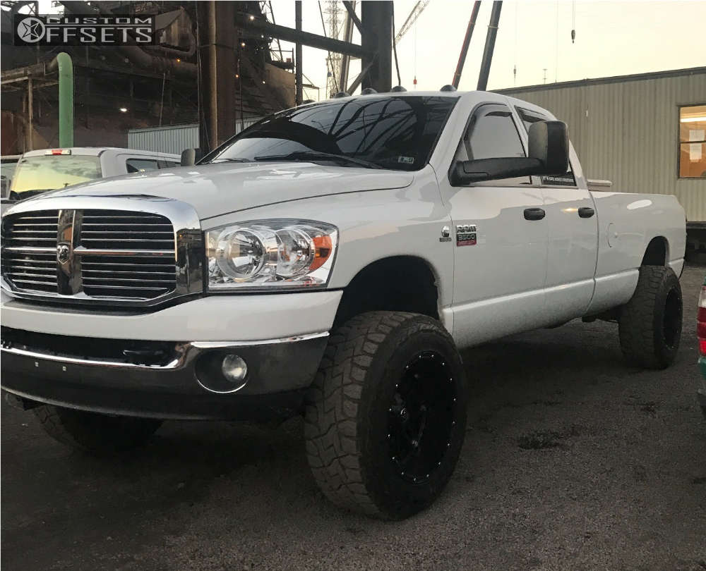 2008 Dodge Ram 3500 with 20x12 -44 Fuel Hostage and 35/12.5R20 Toyo Tires  Open Country R/T and Leveling Kit | Custom Offsets