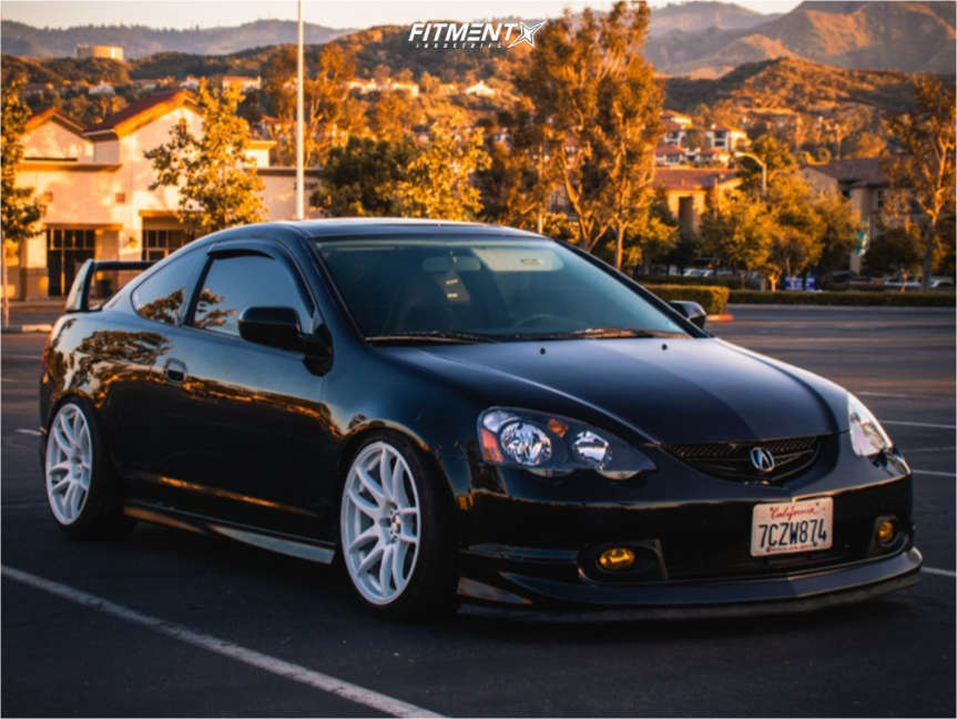 2003 Acura RSX Type-S with 18x9.5 ESR Sr08 and Nankang 245x35 on Coilovers  | 902677 | Fitment Industries