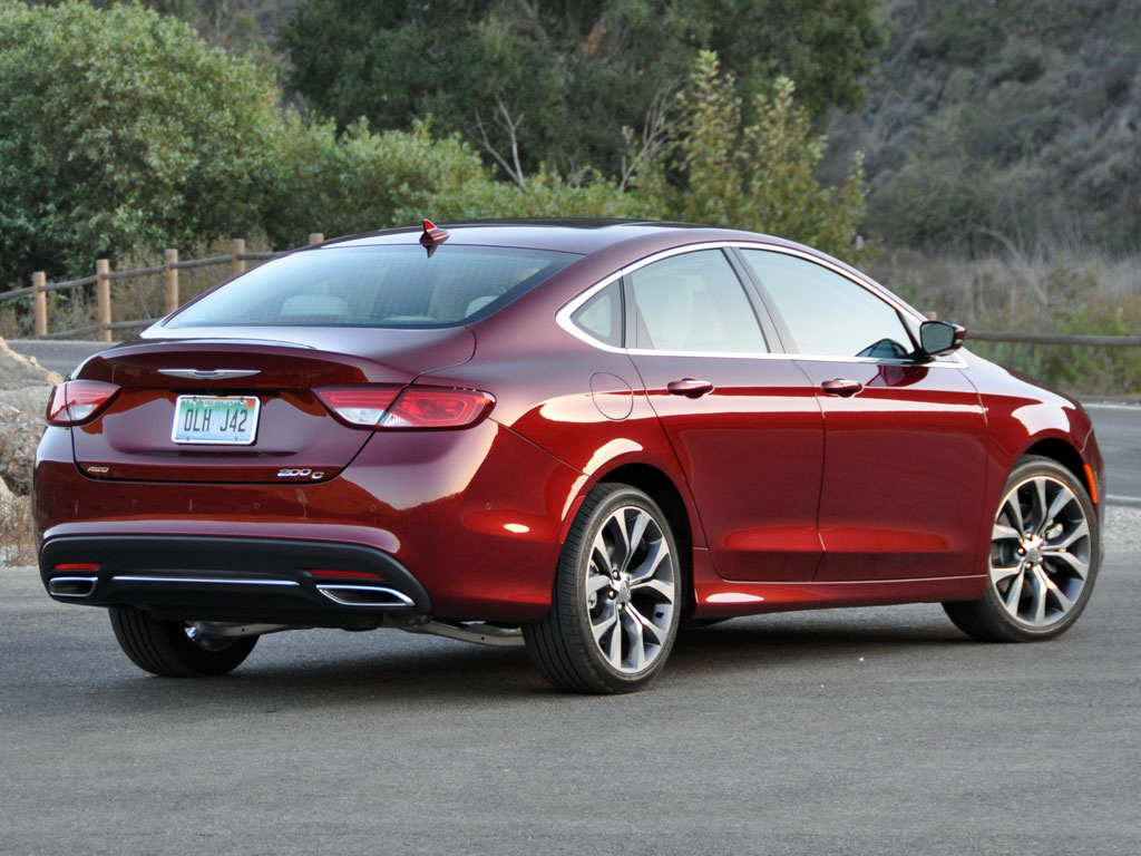 2015 Chrysler 200: Prices, Reviews & Pictures - CarGurus