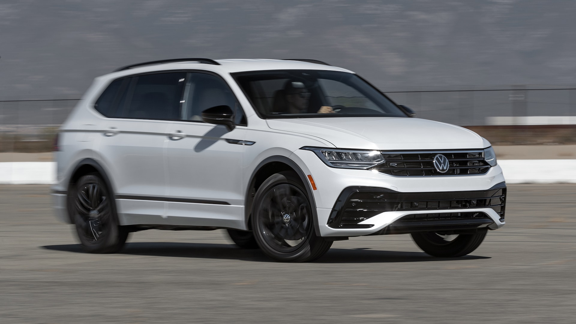 2022 Volkswagen Tiguan SE R-Line Black FWD First Test: Front-Drive Is …  More Fun?!