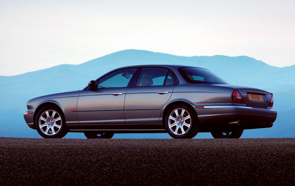 Jaguar XJ 2003 (2003, 2004, 2005) reviews, technical data, prices