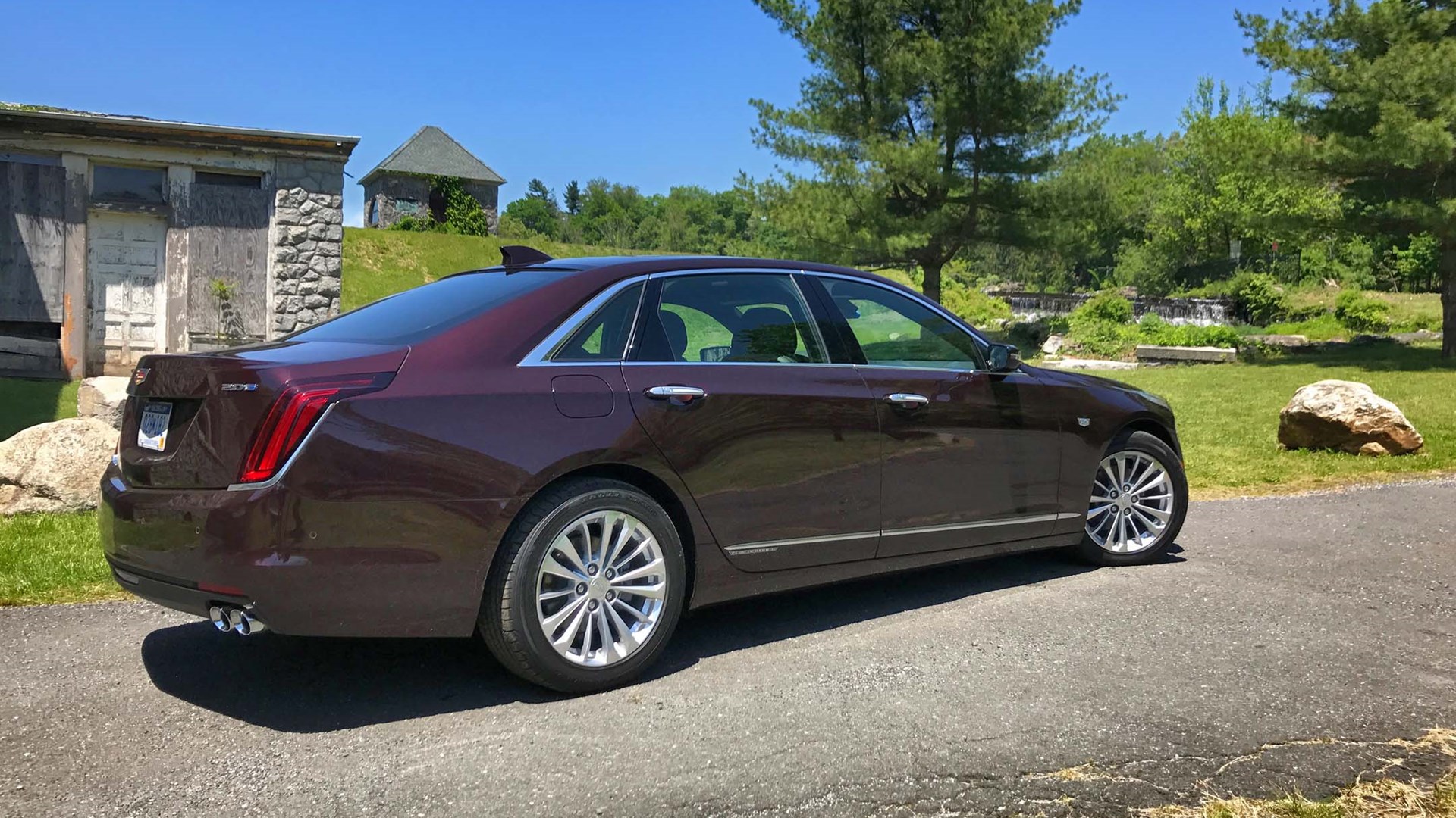 2017 Cadillac CT6 Plug-In First Drive Review | AutoTrader.ca