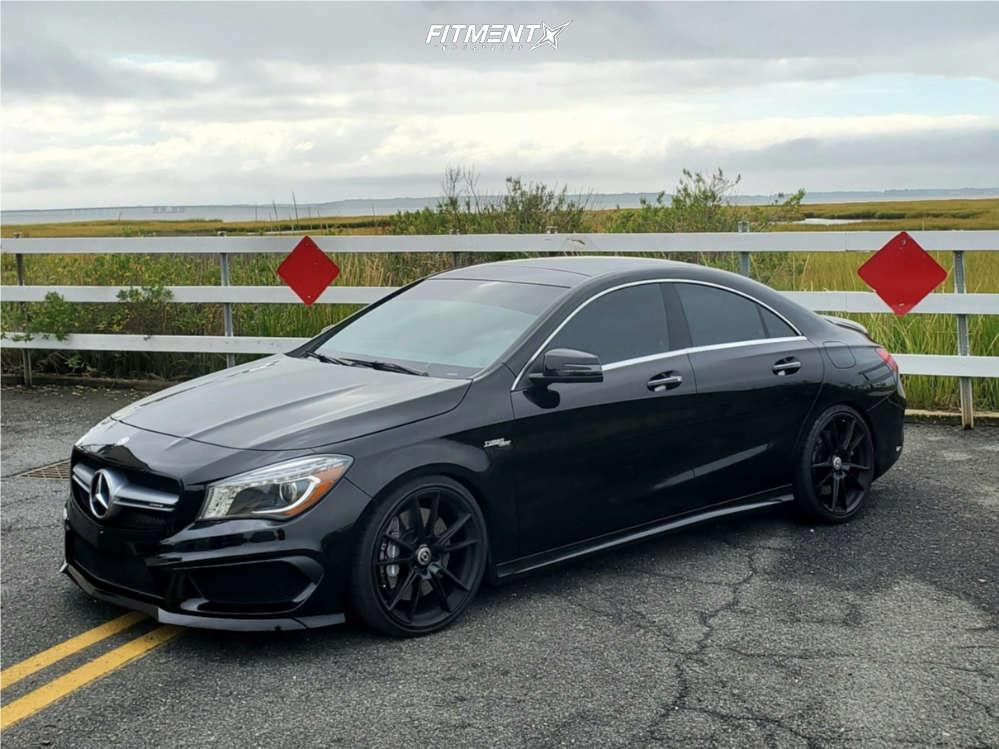 2016 Mercedes-Benz CLA45 AMG 4Matic with 19x8.5 HRE Ff04 and Michelin  235x35 on Coilovers | 1384683 | Fitment Industries