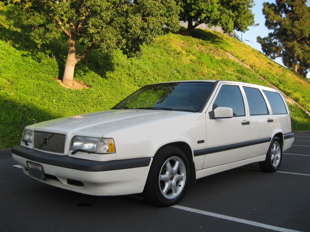 Reviews: 1997 Volvo 850 Wagon White on Tan Leather - Auto Consignment of  San Diego