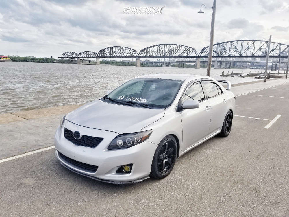 2009 Toyota Corolla XLE with 17x8 XXR 555 and Pirelli 225x45 on Coilovers |  682397 | Fitment Industries