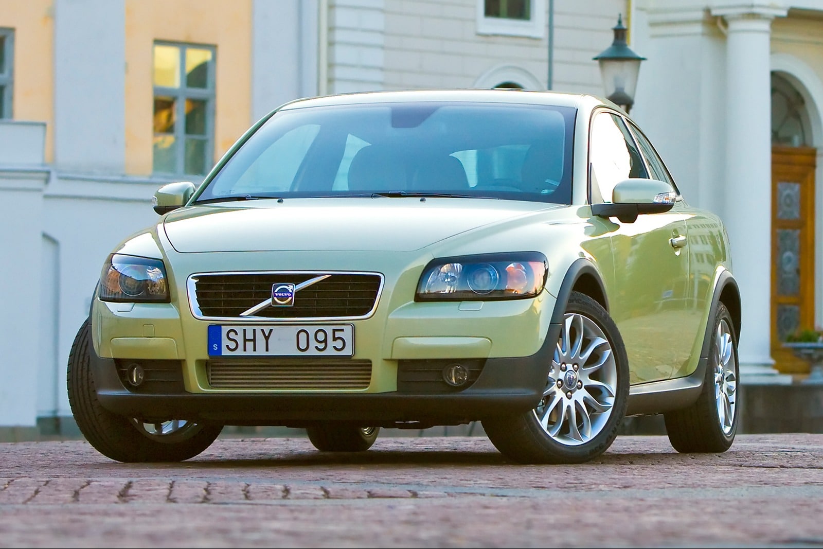 2008 Volvo C30 Review & Ratings | Edmunds