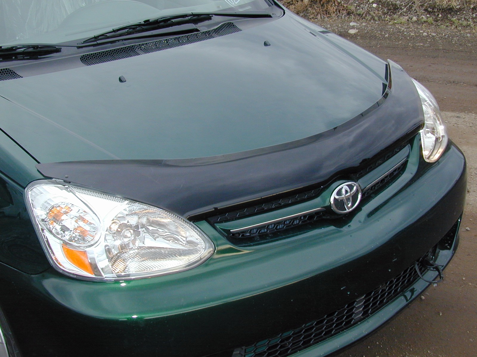 Toyota Echo (2003-2005) FormFit Hood Protector