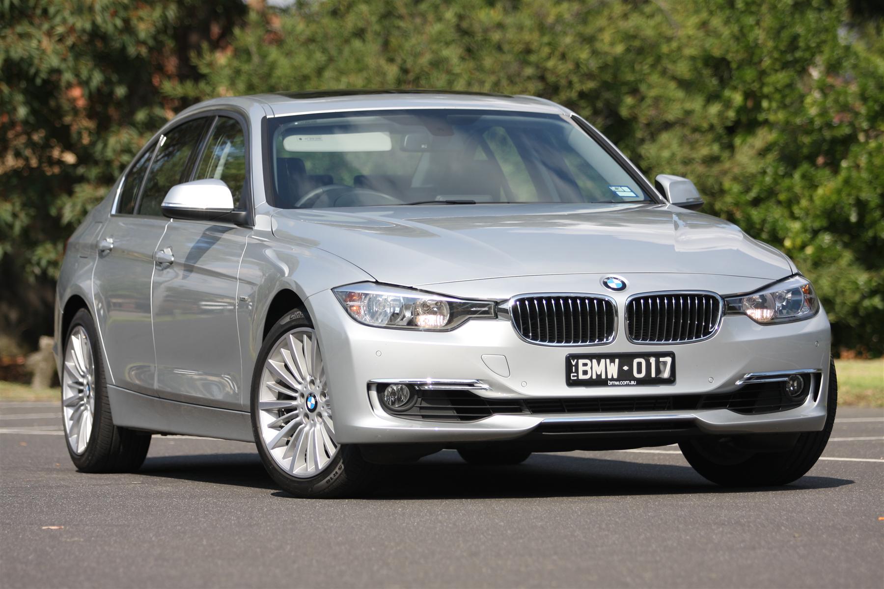 BMW 3 Series Review | 2012 328i Luxury Sedan