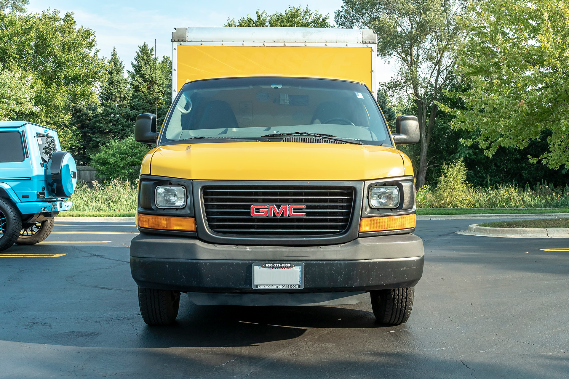 Used 2010 GMC Savana Commercial Cutaway 3500 BOX TRUCK For Sale (Special  Pricing) | Chicago Motor Cars Stock #16306