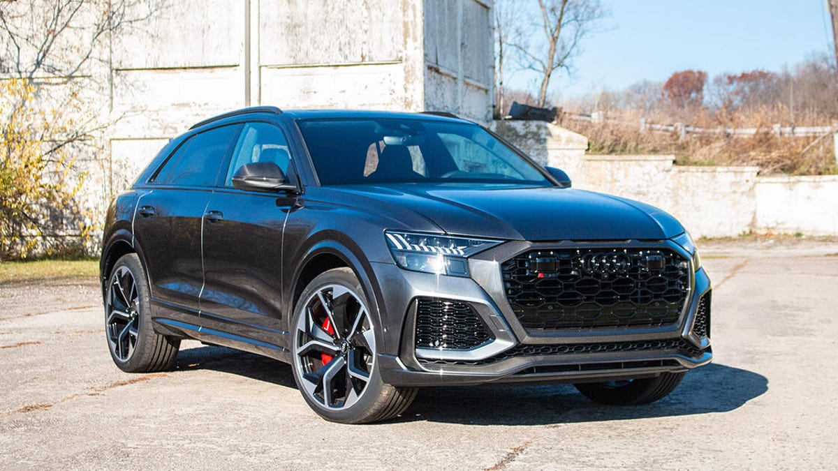 2021 Audi RS Q8 review: Supercar fun for the whole family - CNET
