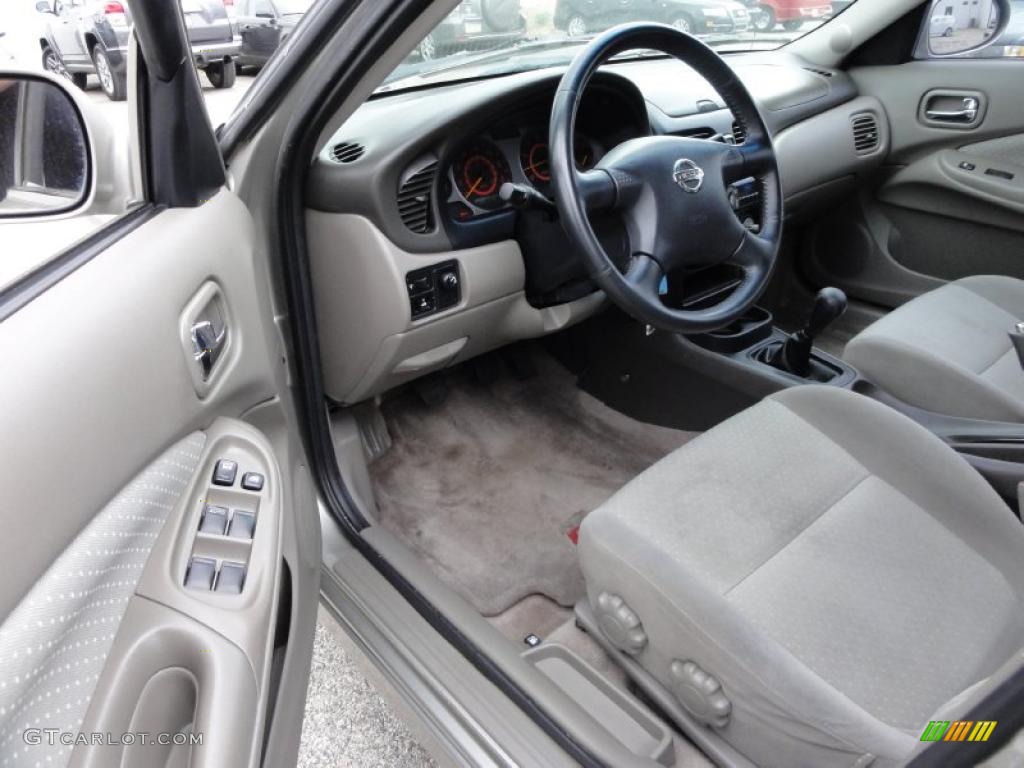2002 Nissan Sentra SE-R interior Photo #48712657 | GTCarLot.com