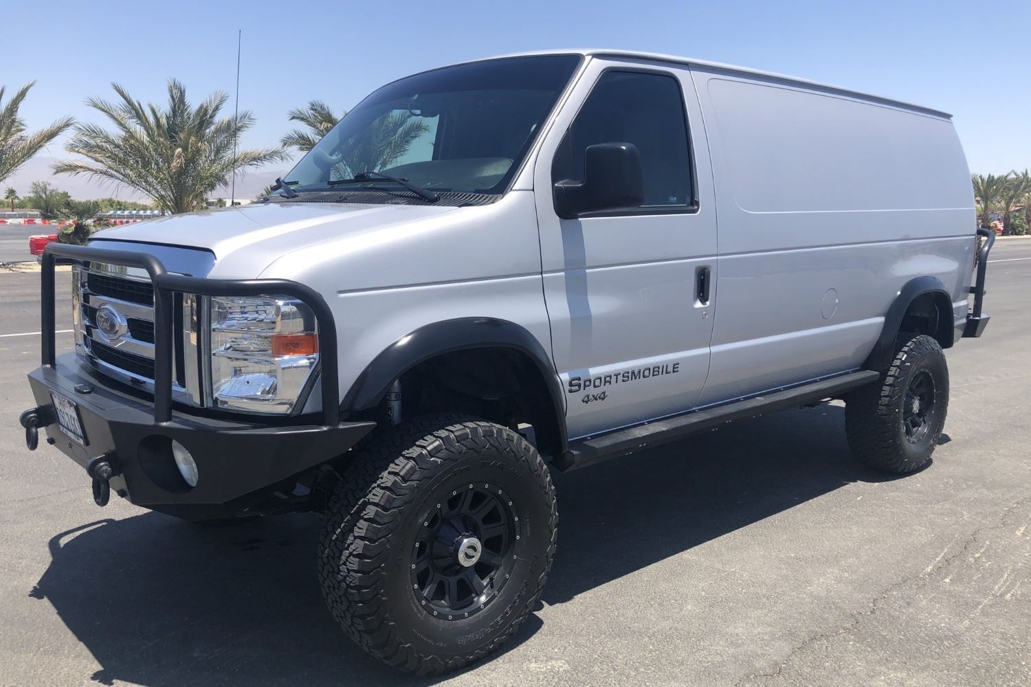 Rugged 2013 Ford E-350 Sportsmobile 4×4 Conversion Heads To Auction