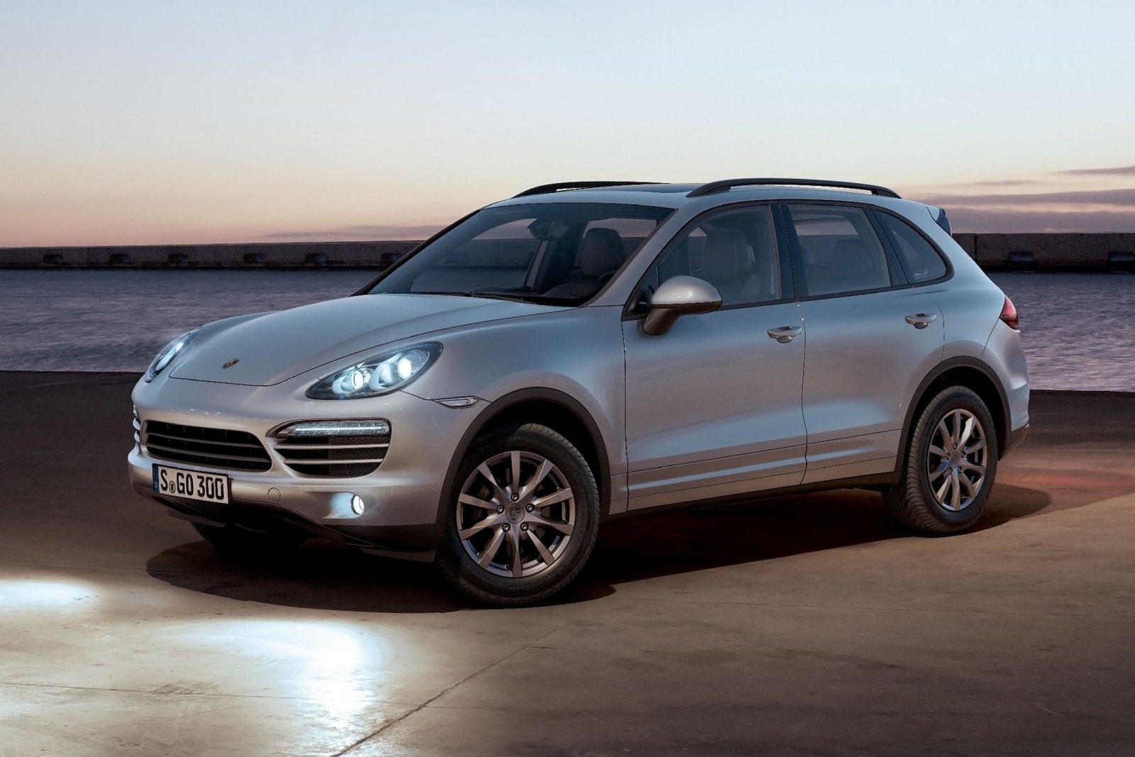 2014 Porsche Cayenne Review & Ratings | Edmunds