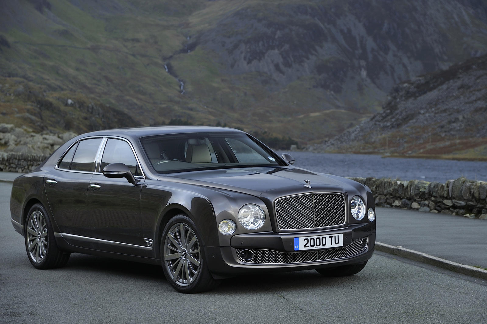 2013 Bentley Mulsanne: Review, Trims, Specs, Price, New Interior Features,  Exterior Design, and Specifications | CarBuzz