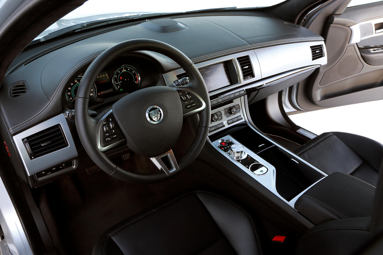 2015 Jaguar XF Sedan Interior Photos | CarBuzz