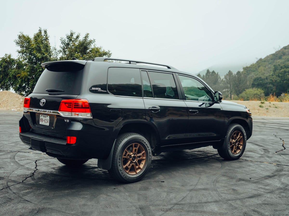2020 Toyota Land Cruiser Heritage Edition: Going out on a high adventure  note - CNET