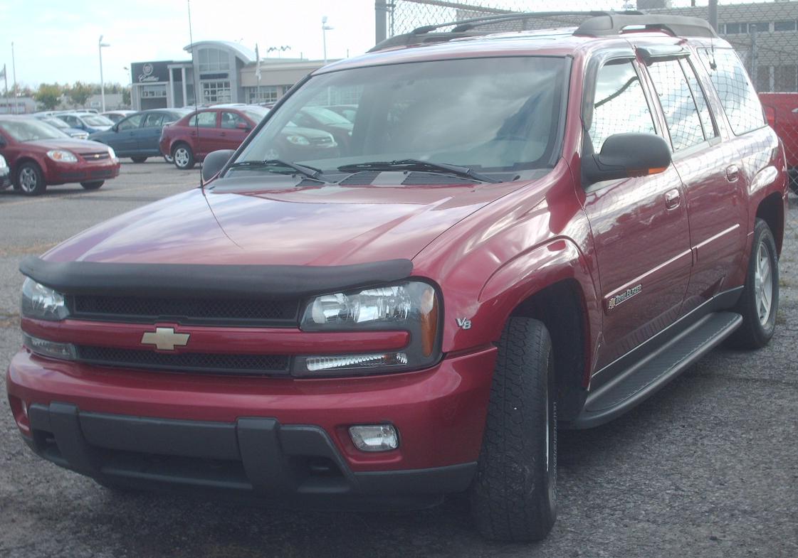 File:2002-03 Chevrolet TrailBlazer EXT.jpg - Wikimedia Commons