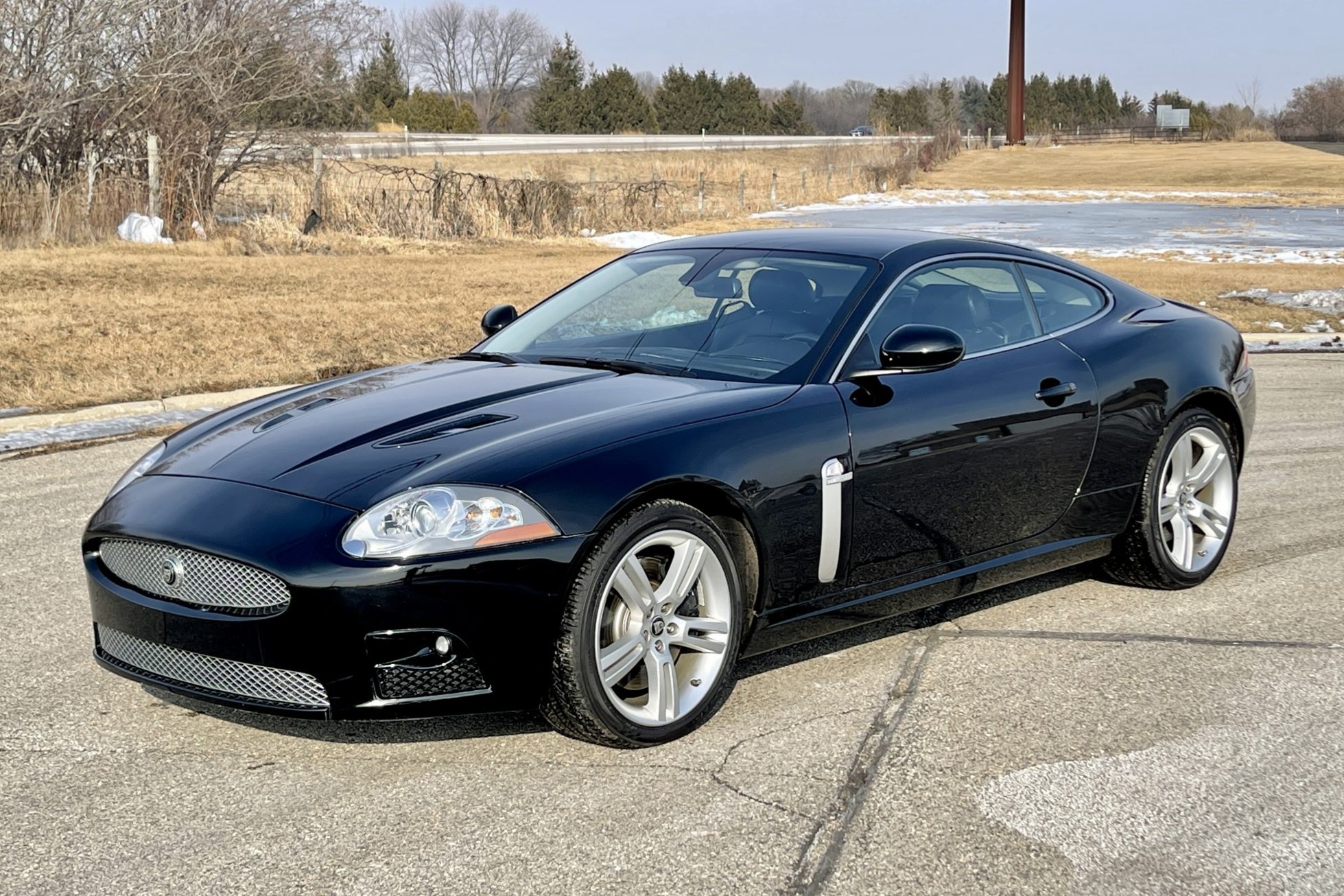 Bring a Trailer on Twitter: "Sold: 50k-Mile 2007 Jaguar XKR Coupe for  $20,100. https://t.co/SB20ptrlKD https://t.co/KX7yoFyrNG" / Twitter