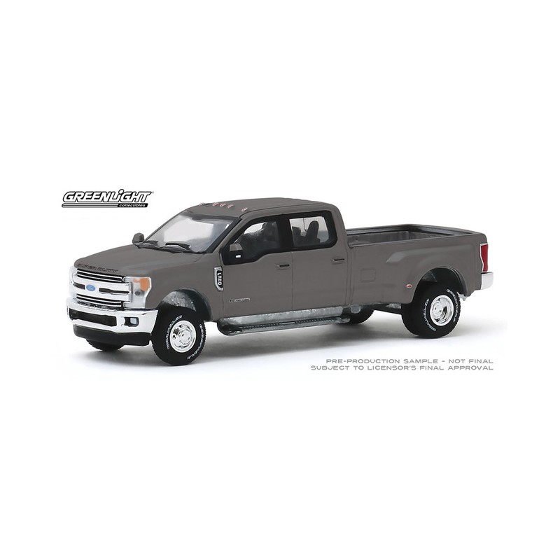 Greenlight Dually Drivers Series 3 - 2019 Ford F-350 Lariat Dually