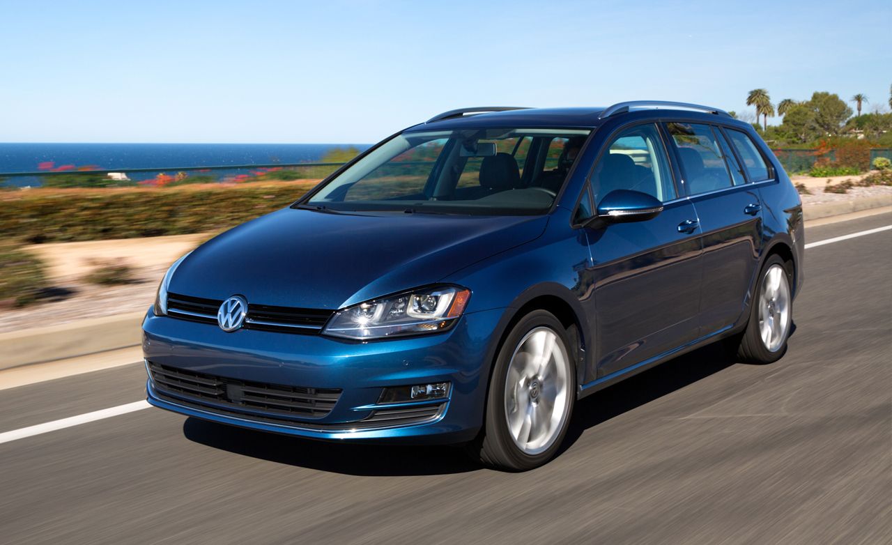 2019 Volkswagen Golf SportWagen Review, Pricing, and Specs
