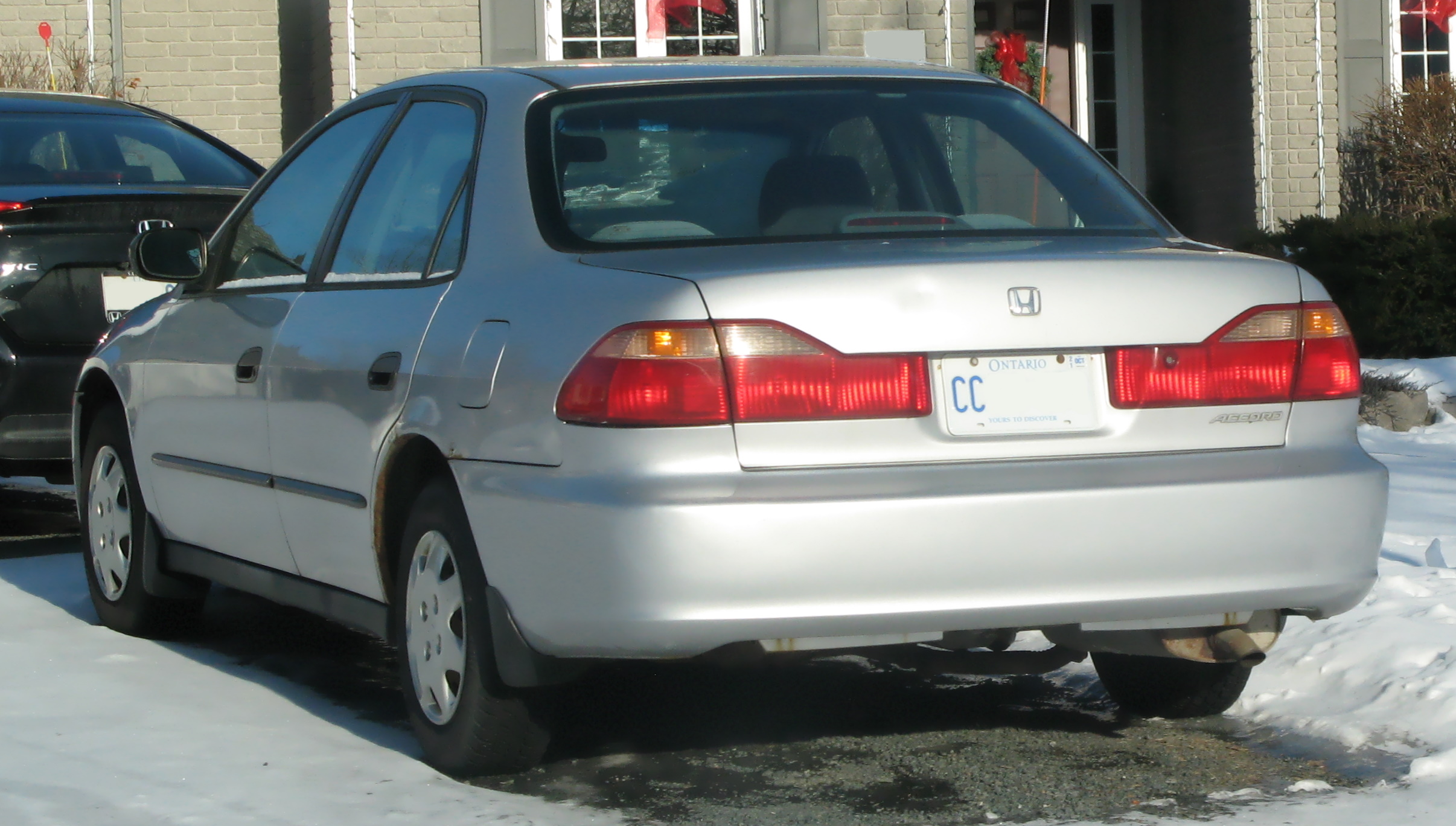 File:1999 Honda Accord DX, Rear Left, 12-25-2020.jpg - Wikimedia Commons