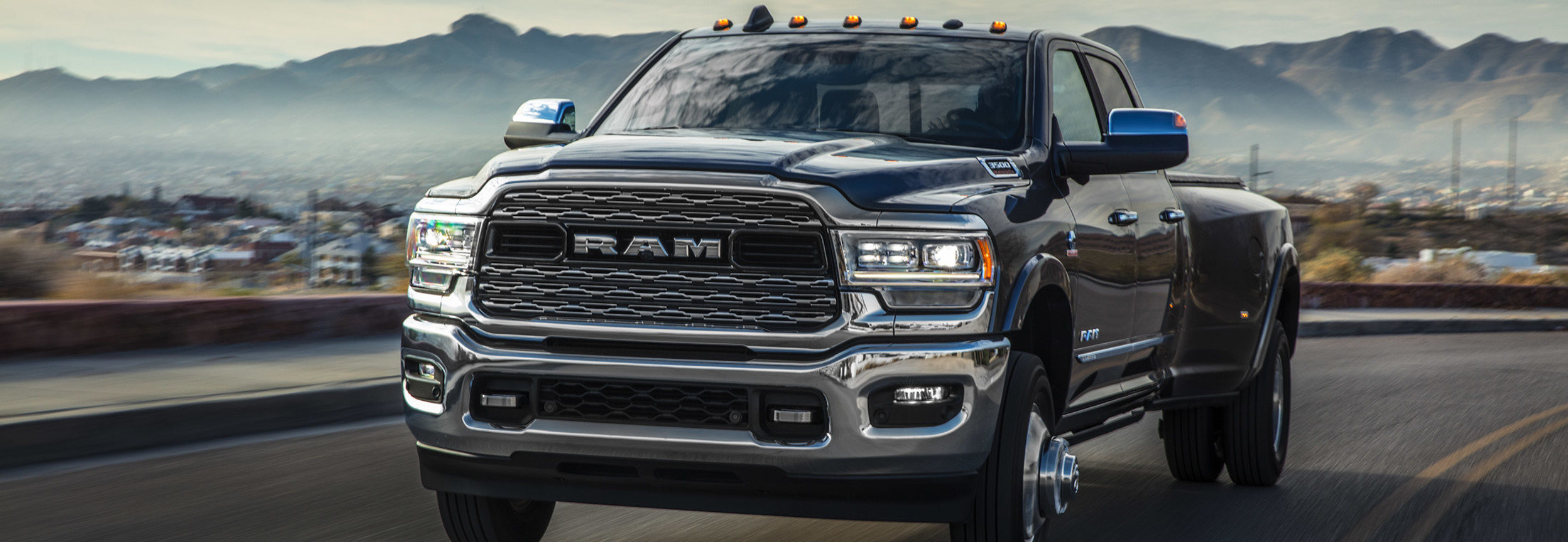 2021 Ram 3500 Interior & Exterior Design | Ram Truck Canada