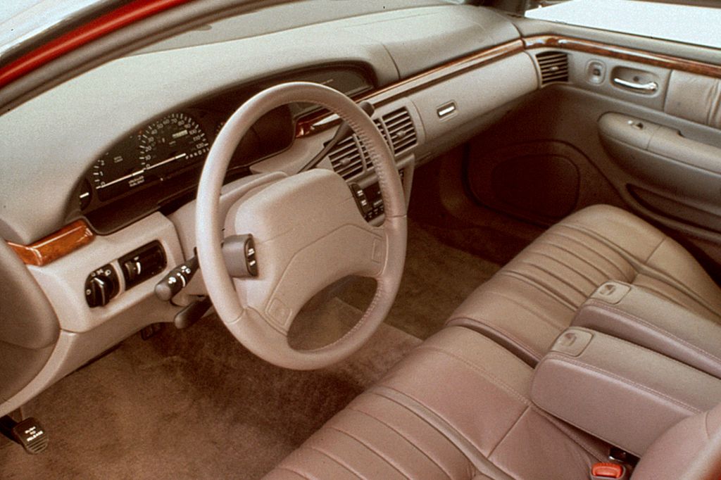 1993-97 Chrysler Concorde/New Yorker/LHS | Consumer Guide Auto | Chrysler  concorde, Chrysler, Concorde