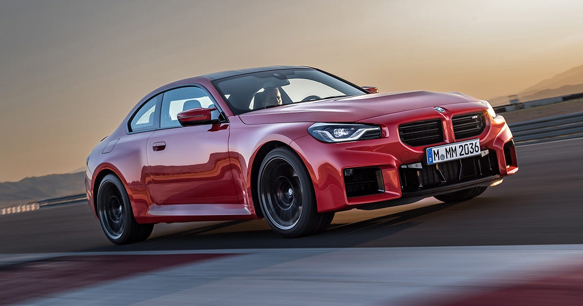 2023 BMW M2 Has 453 HP, a Manual Transmission and Awesome Fender Flares -  CNET