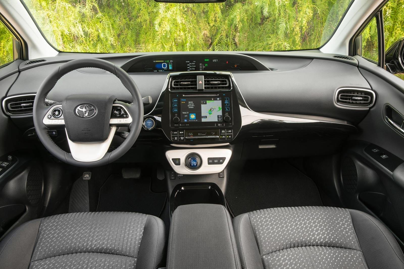 2022 Toyota Prius Prime Interior Dimensions: Seating, Cargo Space & Trunk  Size - Photos | CarBuzz