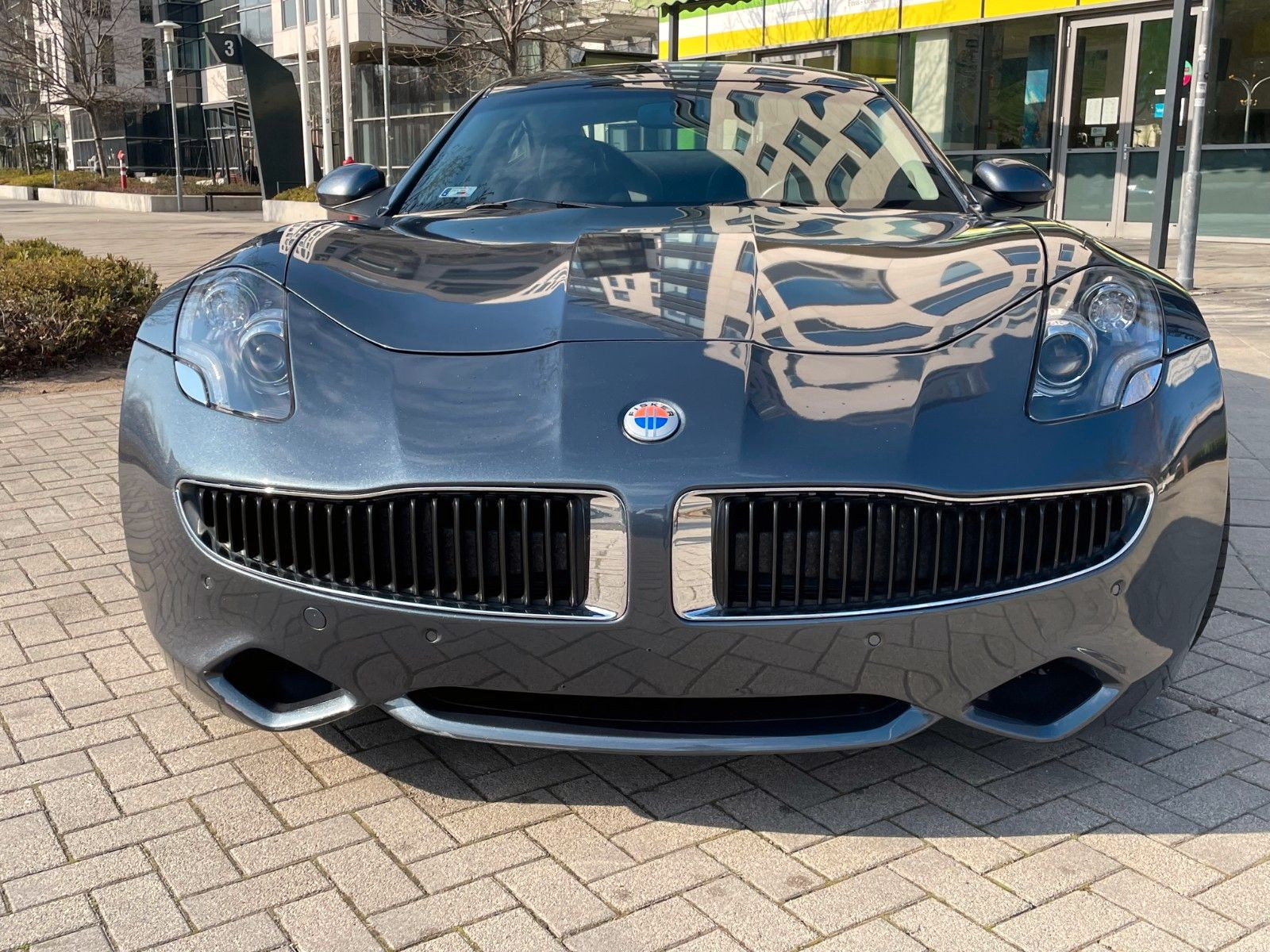 Used Fisker Karma, World's First Plug-In Luxury Car, Might Be Worth  Spending Your Money - autoevolution