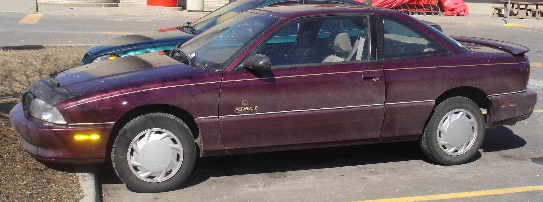 1993 Oldsmobile Achieva SL - Sedan 2.3L auto
