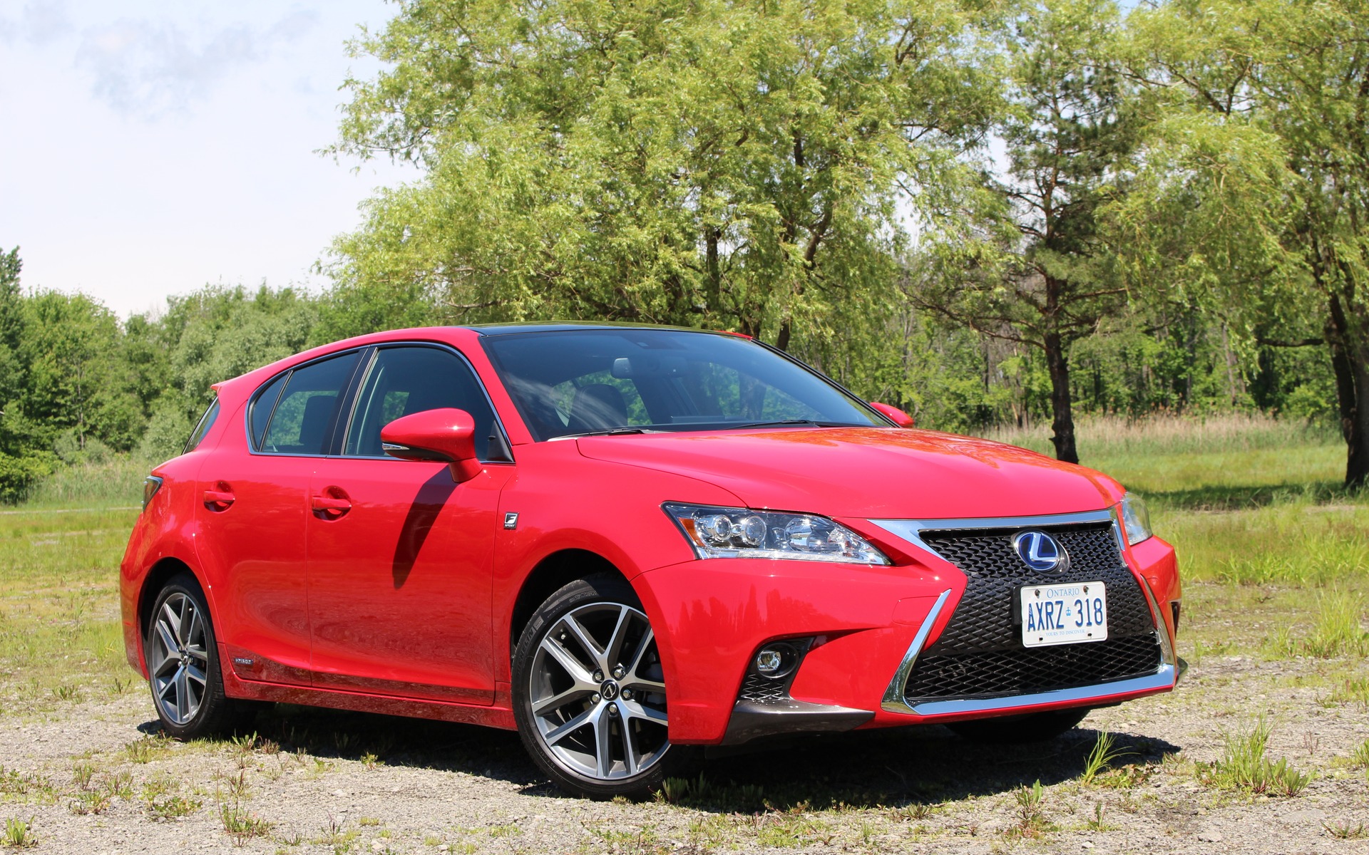 2017 Lexus CT 200h: Economical Luxury - The Car Guide