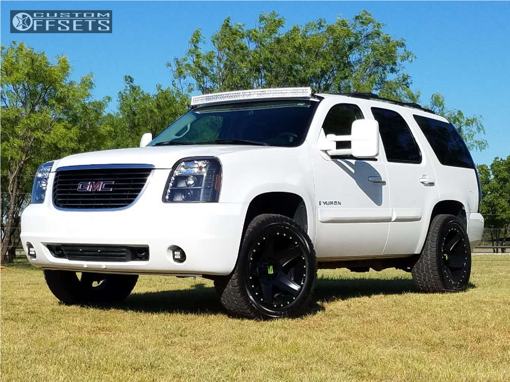 2008 GMC Yukon with 20x10 -25 Monster Energy 648b and 305/50R20 Hercules  Terra Trac A/t and Leveling Kit | Custom Offsets