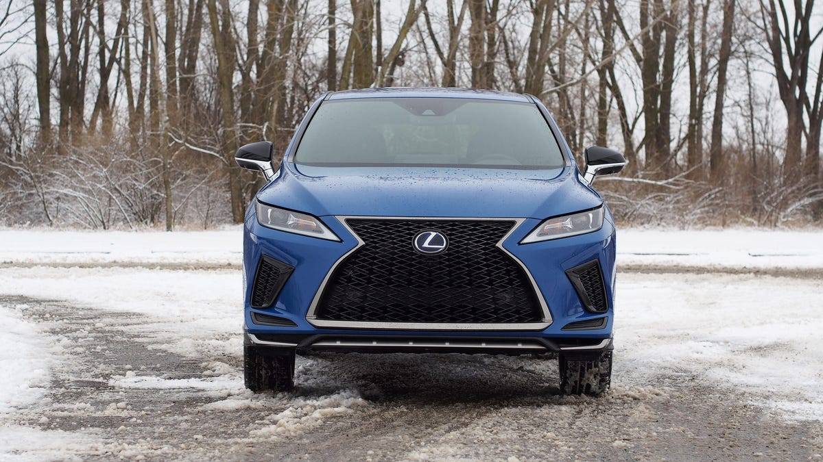 2021 Lexus RX 450h review: Comfortable if not classy - CNET