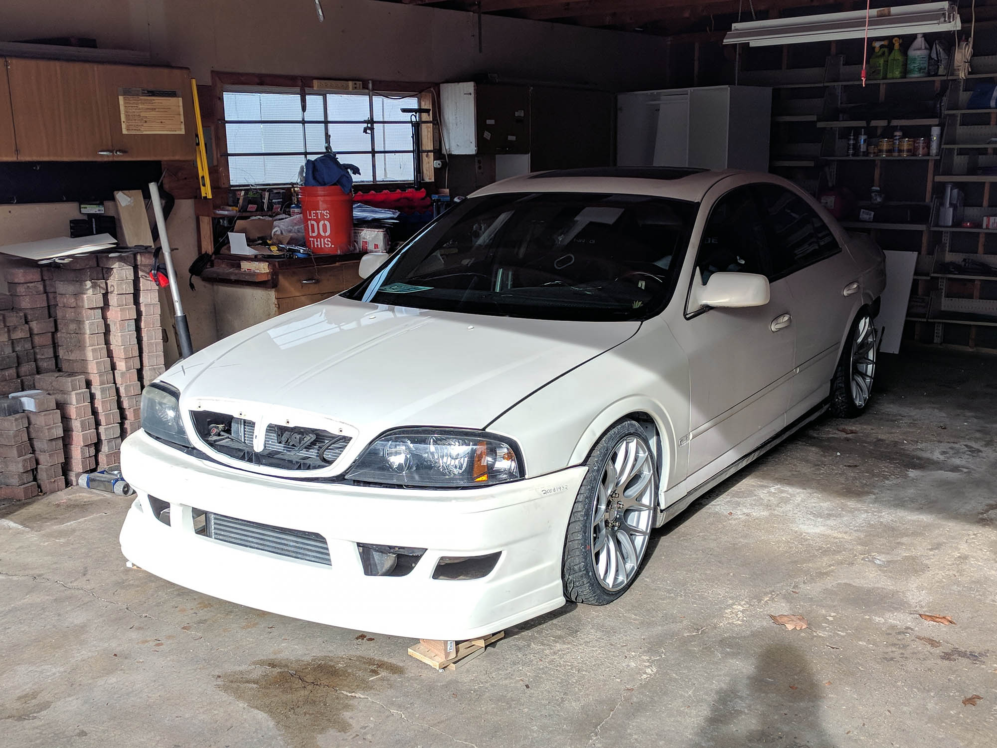 Lincoln LS with a Turbo 1UZ V8 – Engine Swap Depot