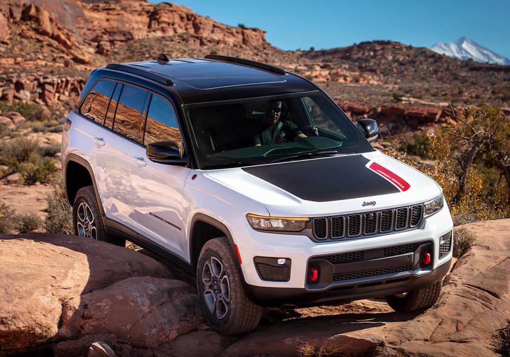 2022 Jeep® Grand Cherokee Capability - Towing Capacity & 4x4 Info