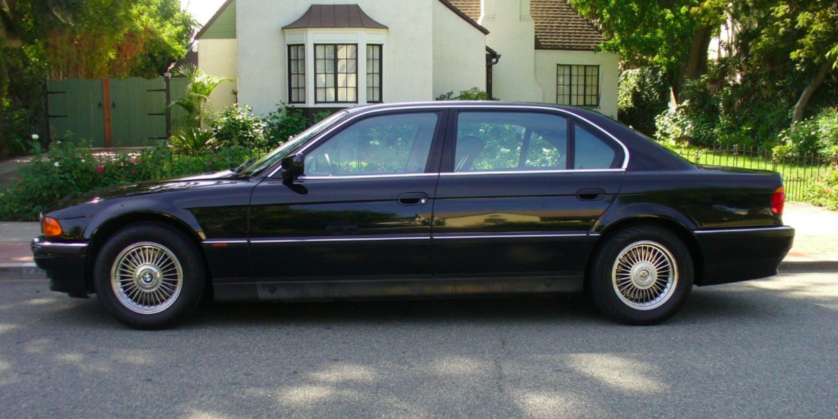 This Running V12-Powered BMW 750iL Is Worth $3800