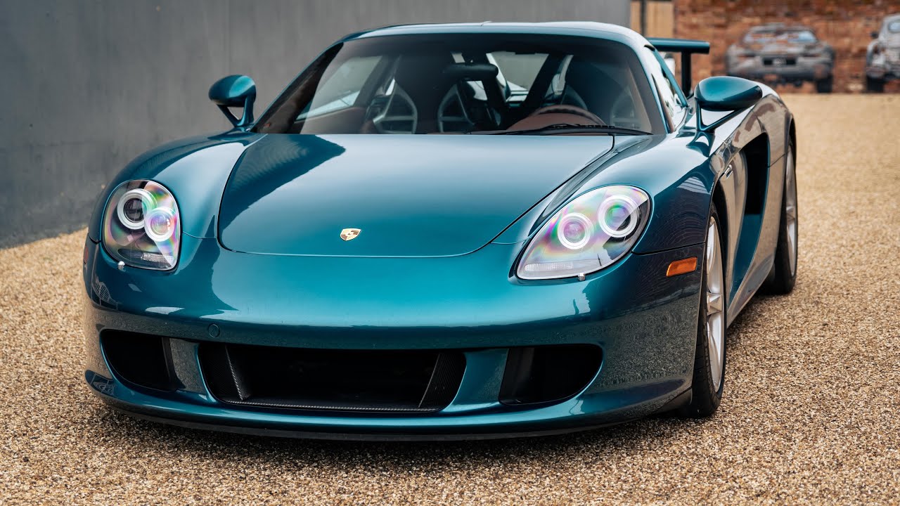 1of1 Turquoise Carrera GT Screaming V10 Sounds!! - YouTube