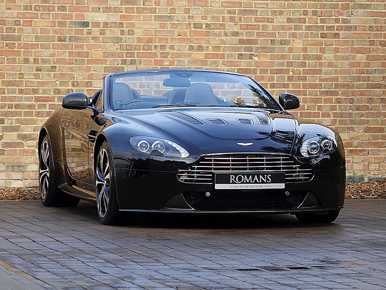 2013 Used Aston Martin Vantage V12 Roadster | Onyx Black