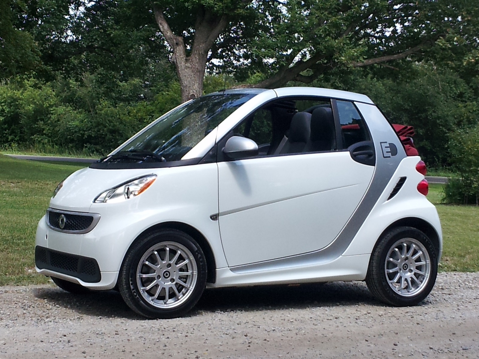 2013 Smart Electric Drive Cabrio: Brief Drive Of Electric Convertible