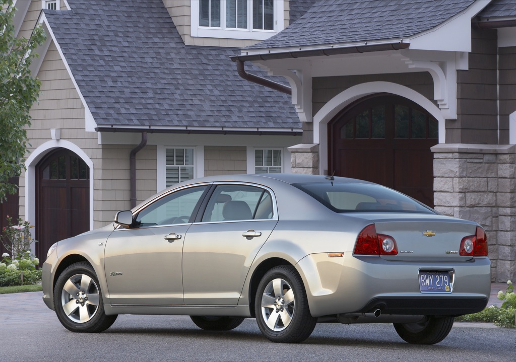 GM Kills Chevrolet Malibu, Saturn Aura Hybrids - autoevolution