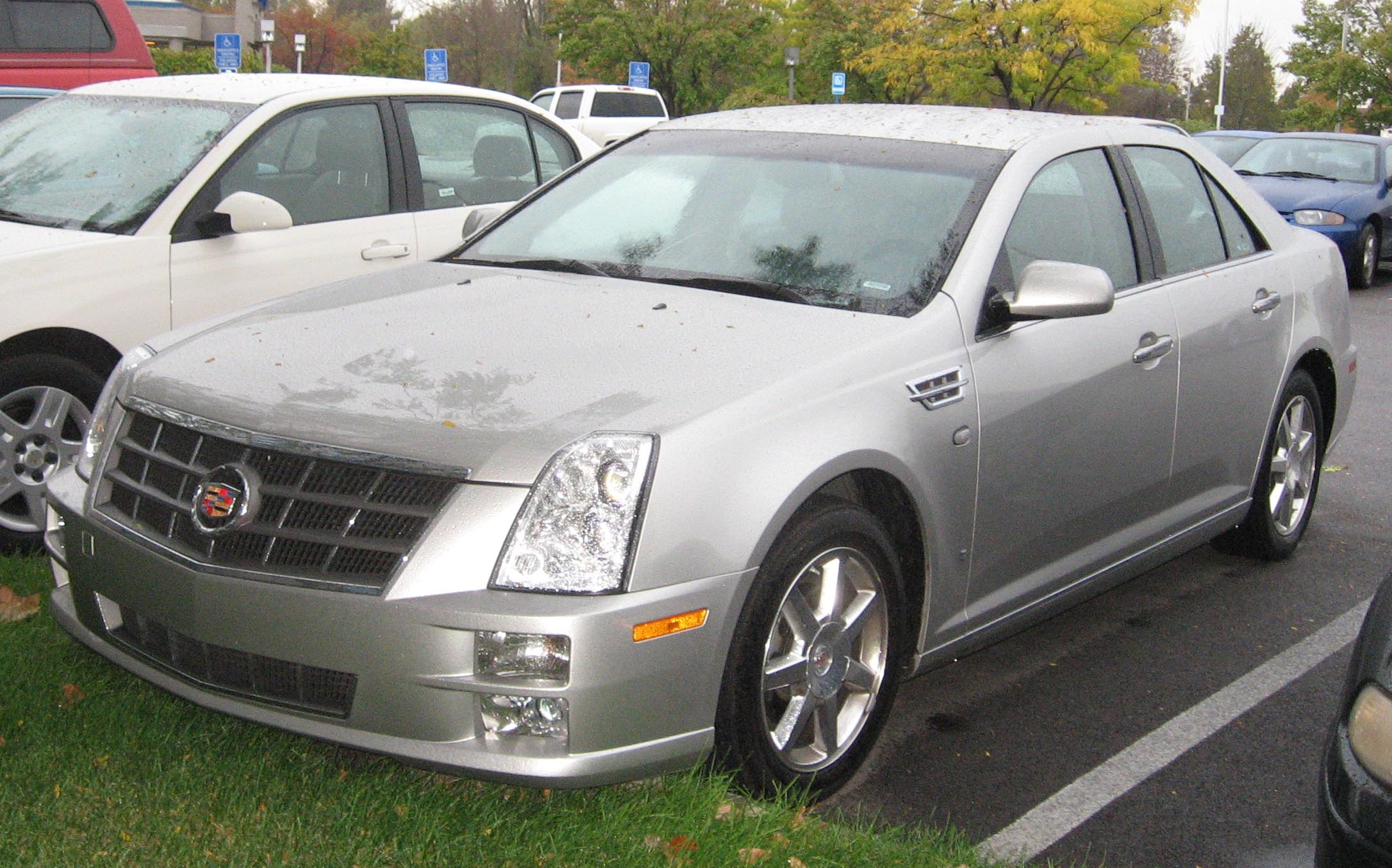 File:2008-Cadillac-STS.jpg - Wikimedia Commons